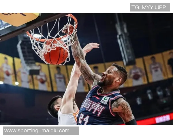 辽宁队与广厦队常规赛激战正酣谁能在这场对决中笑到最后